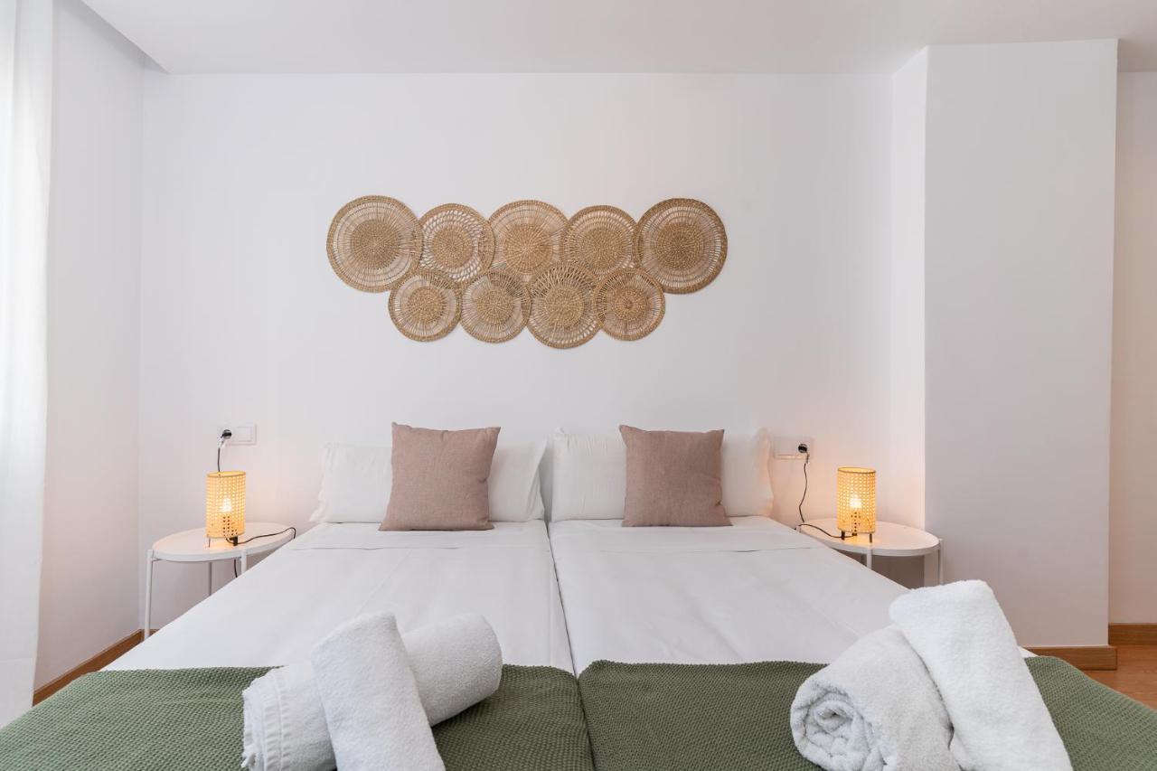 Monko Picasso Apartment Torremolinos Bagian luar foto