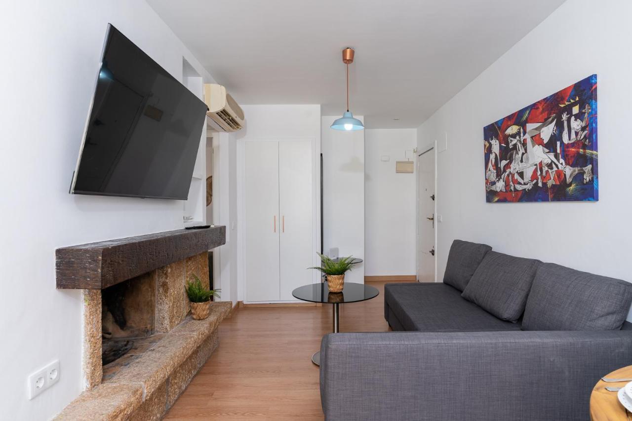 Monko Picasso Apartment Torremolinos Bagian luar foto